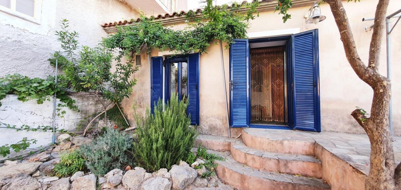 Traditional Hillside Cottage Gythio Buitenkant foto
